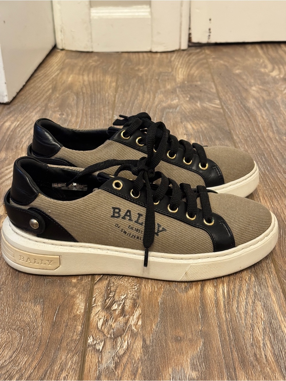Bally Malya Sand & Black Canvas Sneakers US 5.5